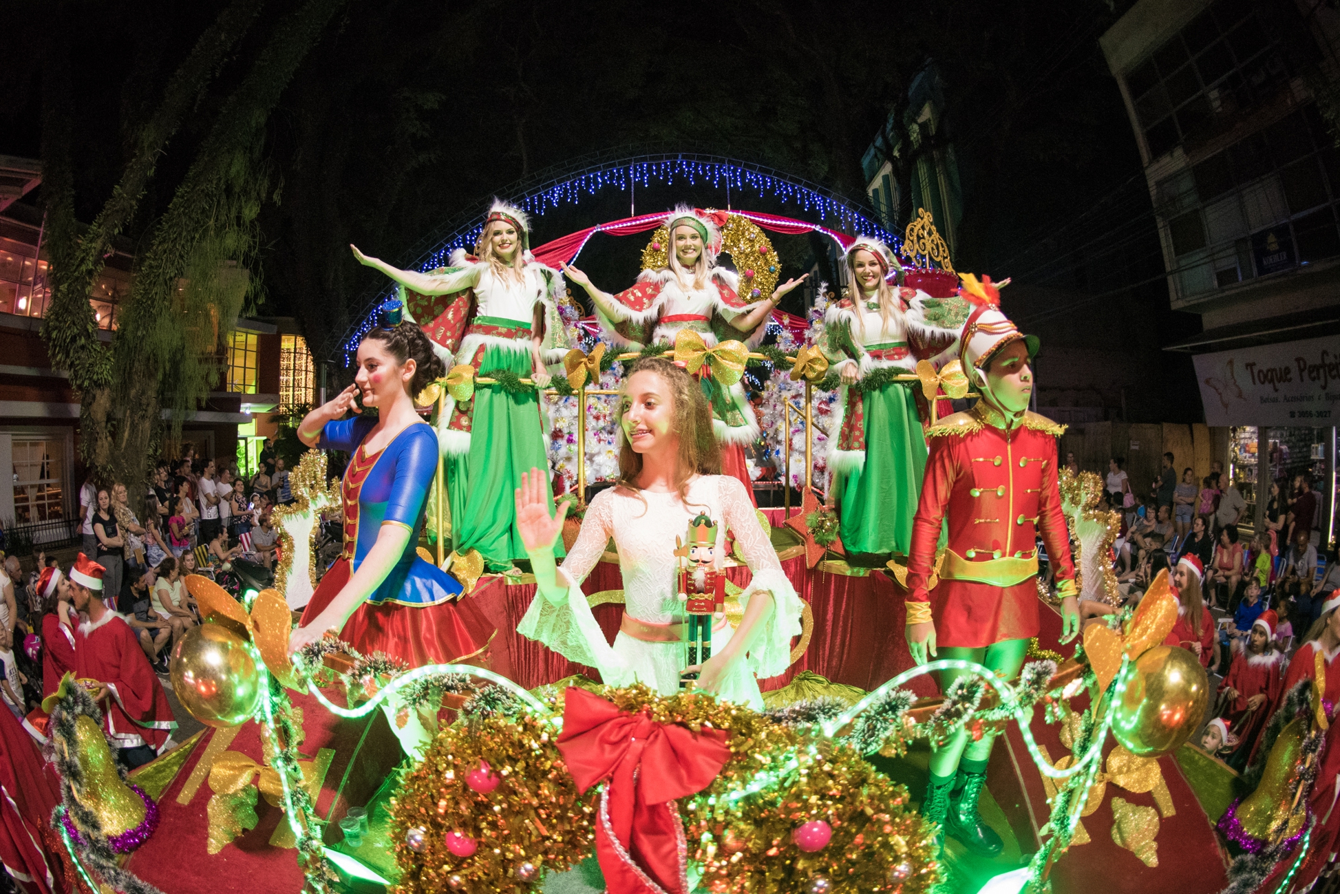 Desfile e apresentações musicais encerram a programação da Christkindfest 2019