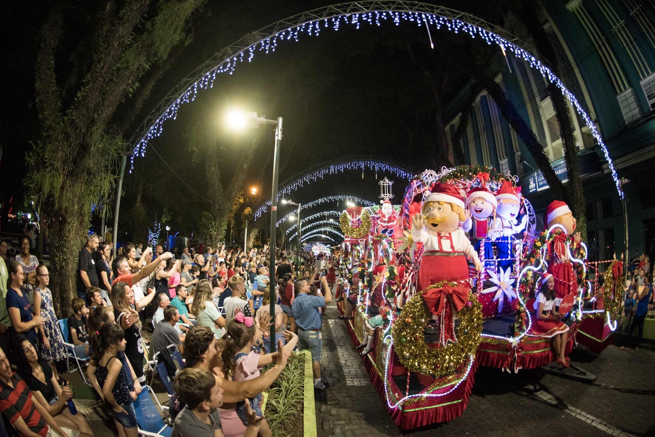 Última semana da Christkindfest  está repleta de atrações